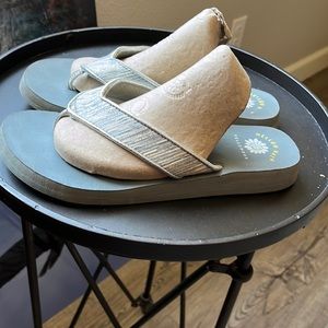 YELLOW BOX METALLIC SANDALS